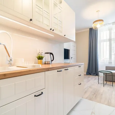 Kosciuszki 86 By Homeprime Daire Wroclaw